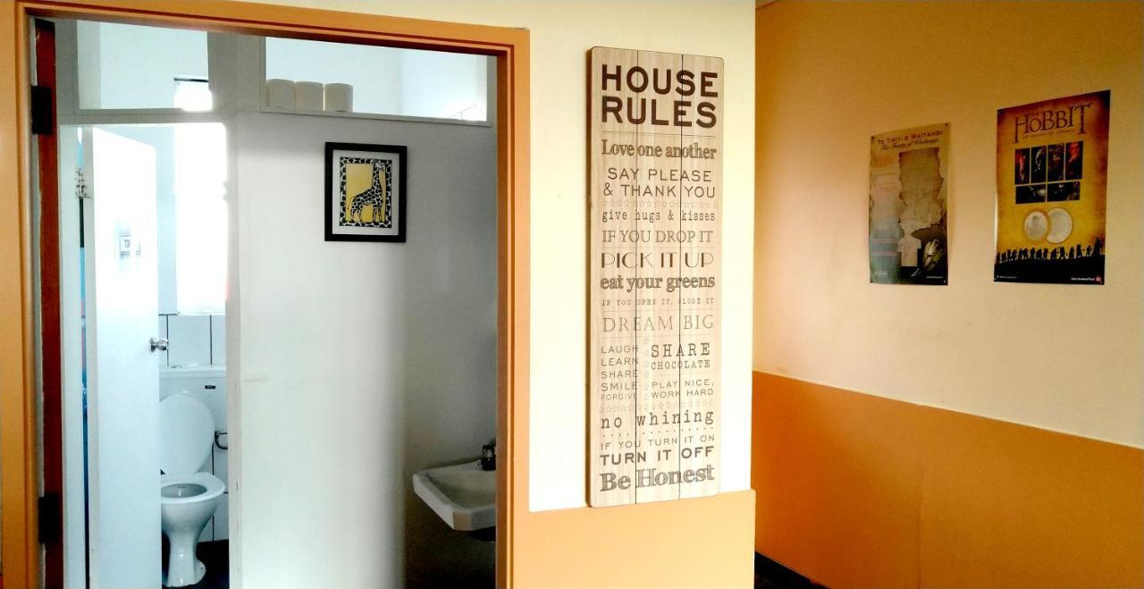 הוסטל וונגאנואי 42B College House מראה חיצוני תמונה
